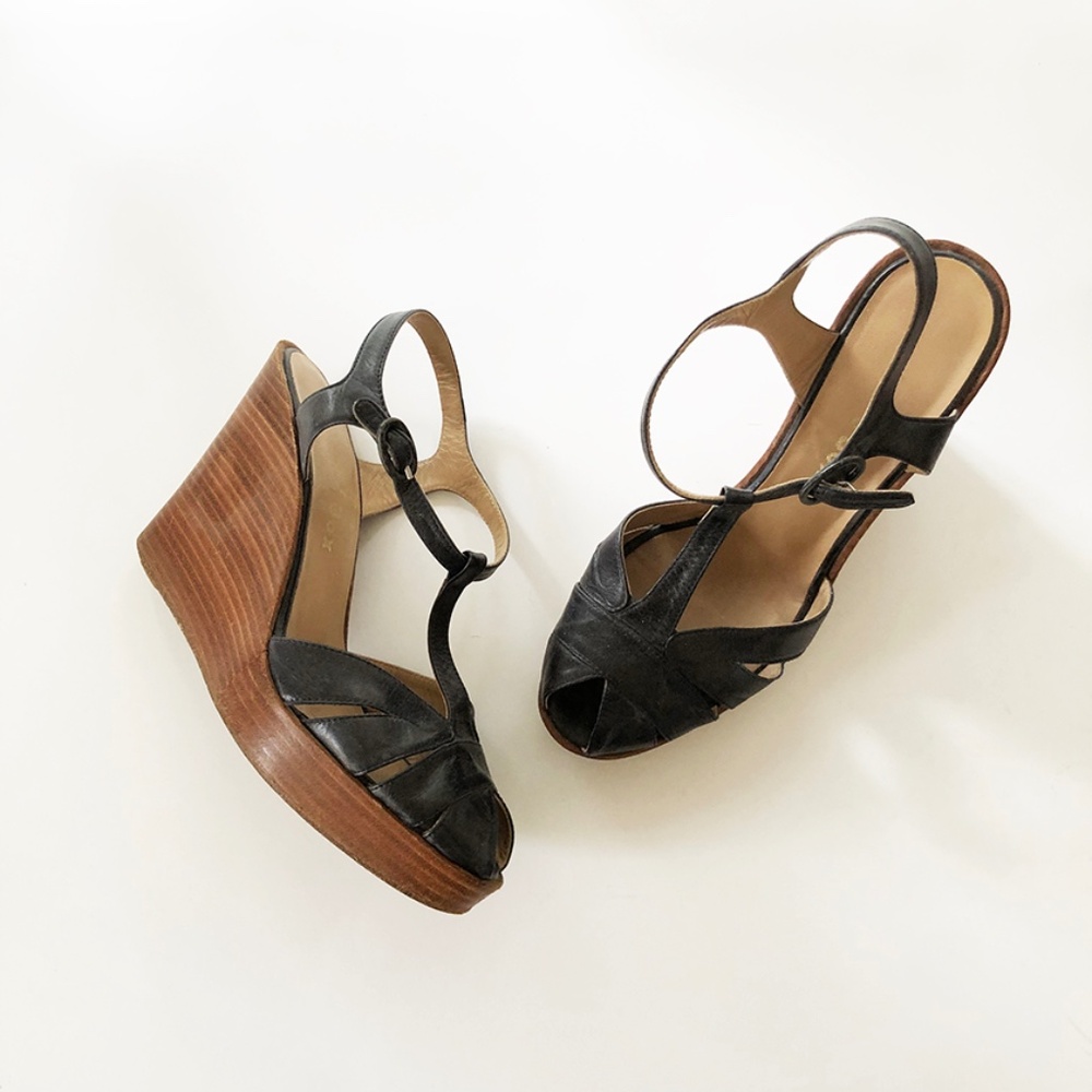 Vintage / The Shoe Box /Navy Blue Leather Wedge Sandals, Made in Italy /…